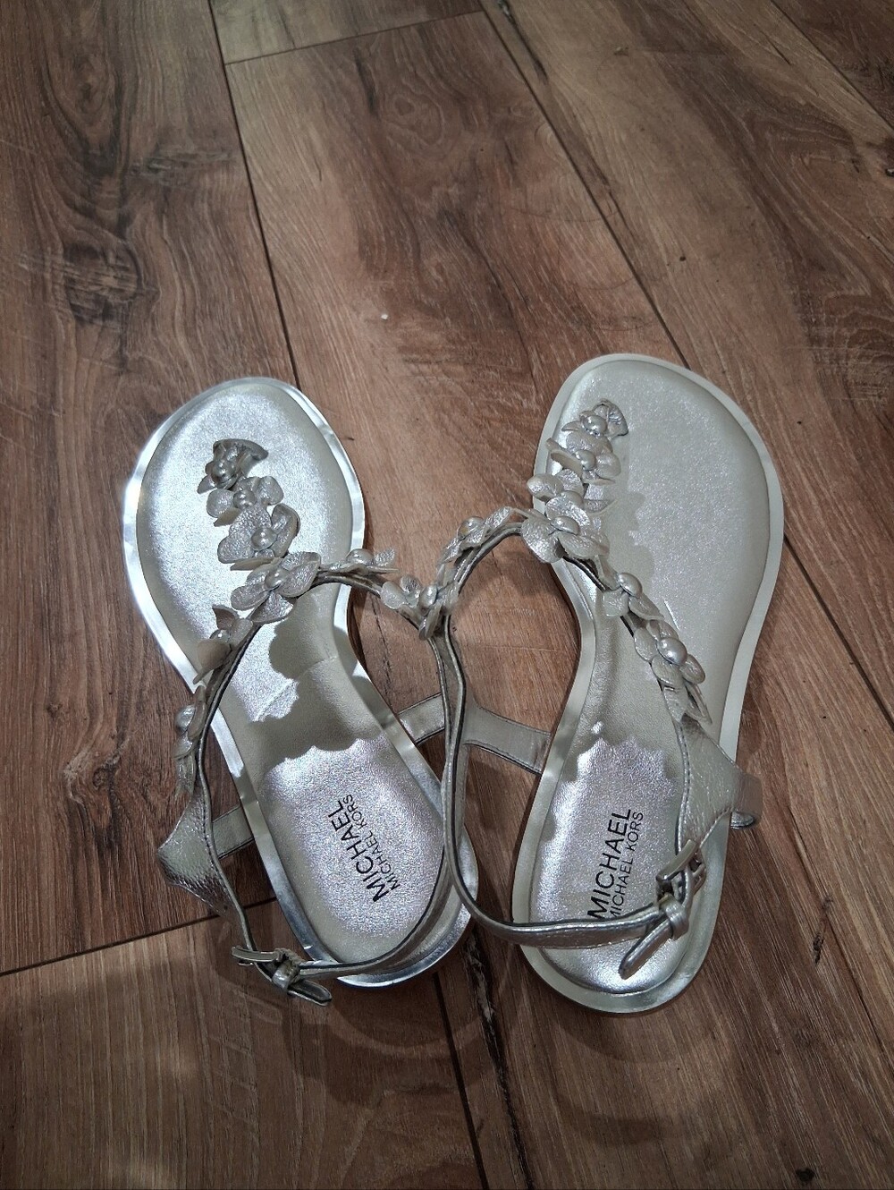 Michael Kors Silver Floral T-Strap Sandals with Ankle Buckle - Picture 3 of 7